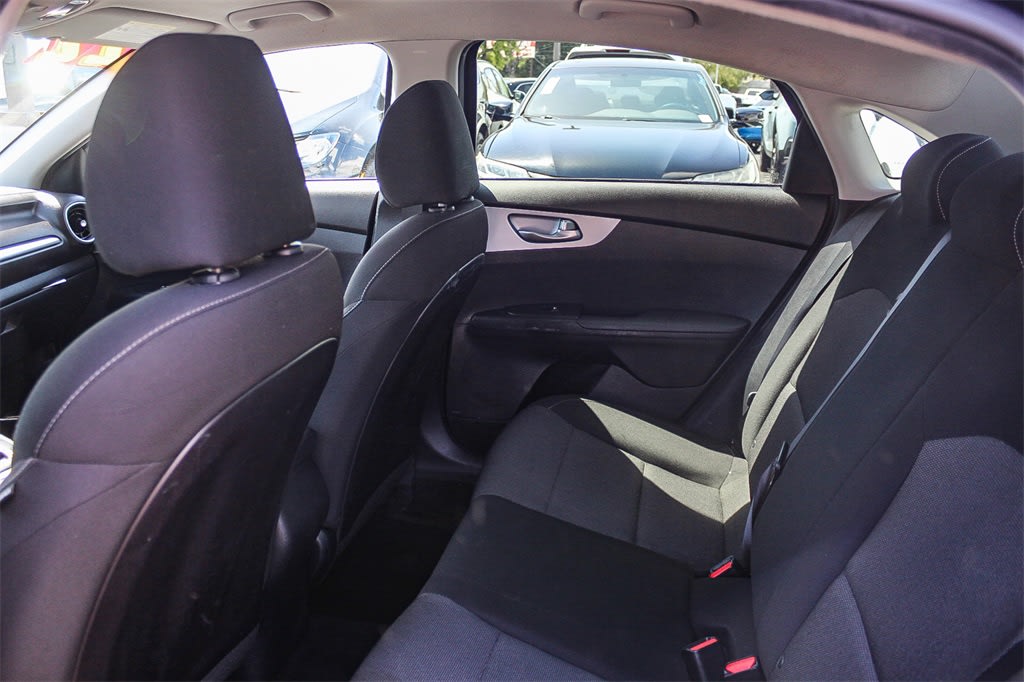 2022 Kia Forte LXS 12