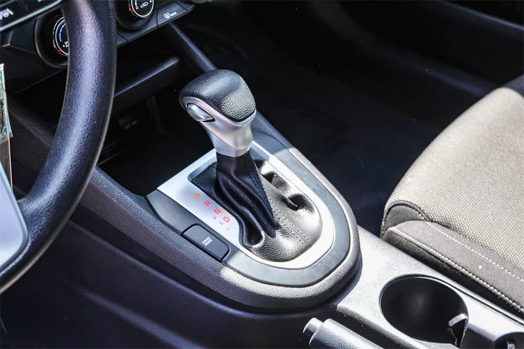 2022 Kia Forte LXS 14