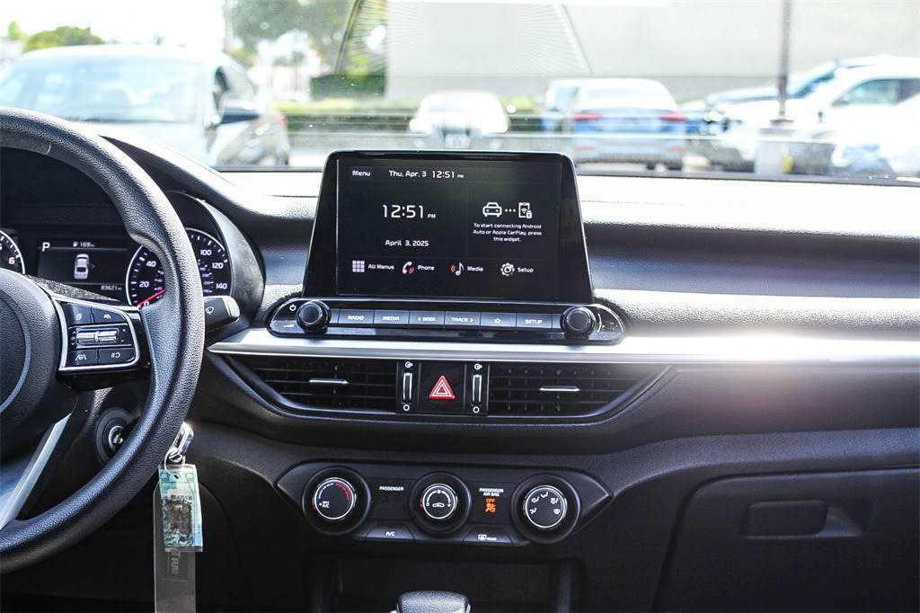 2022 Kia Forte LXS 13