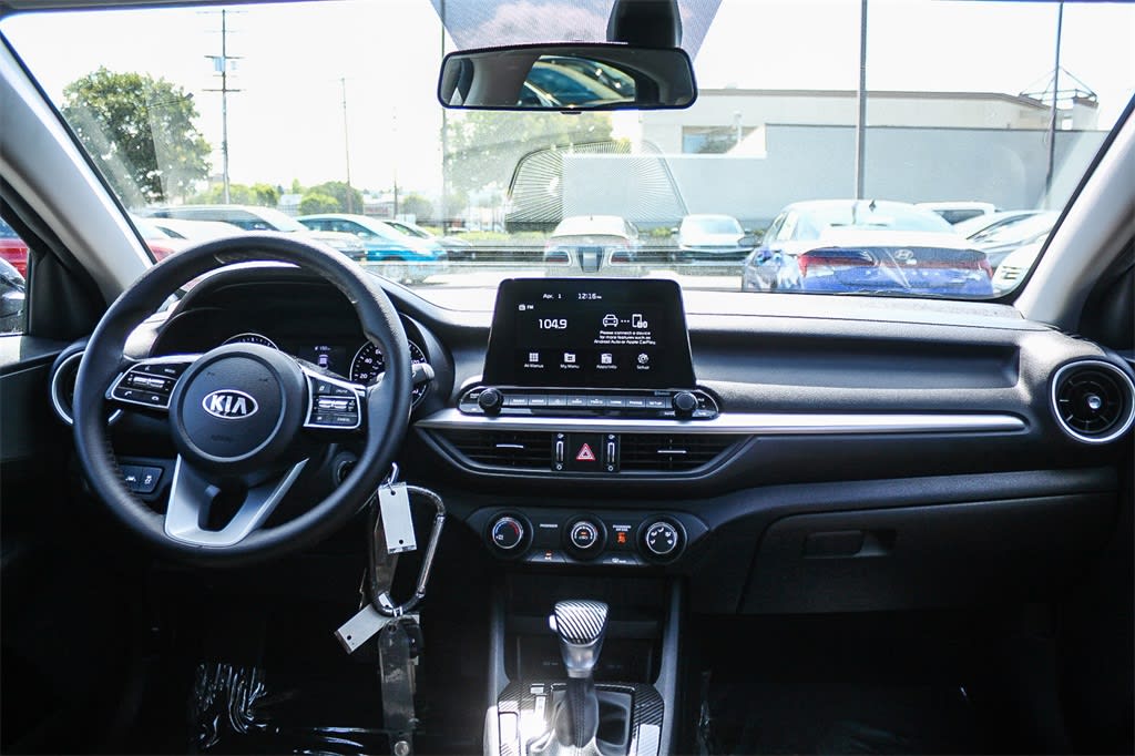 2021 Kia Forte LXS 2