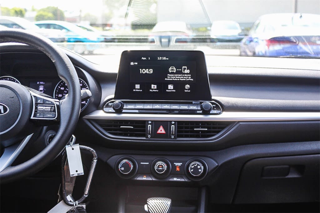 2021 Kia Forte LXS 8