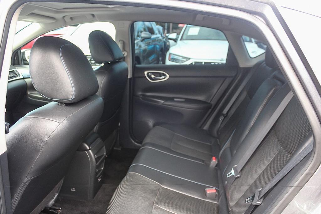 Thumbnail: 2019 Nissan Sentra - 11
