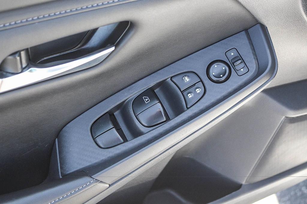 Thumbnail: 2024 Nissan Sentra - 25