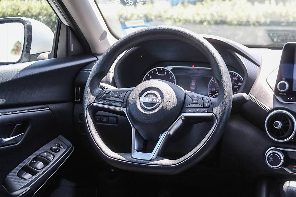 Thumbnail: 2024 Nissan Sentra - 8