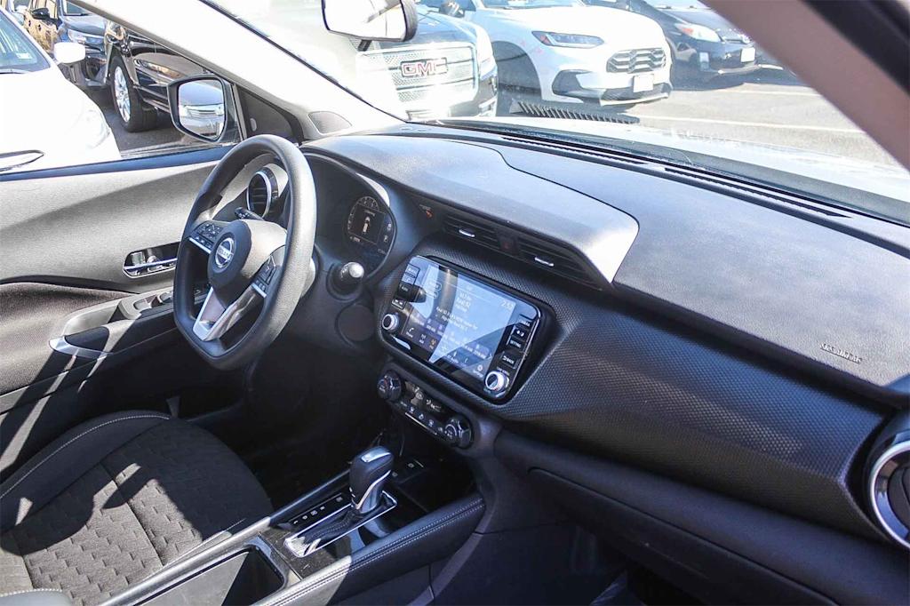 Thumbnail: 2021 Nissan Kicks - 11