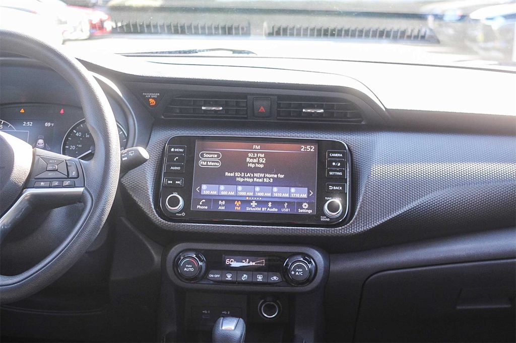 Thumbnail: 2021 Nissan Kicks - 13