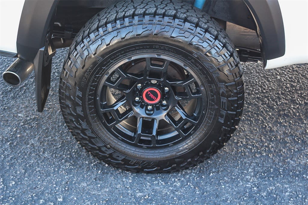 Thumbnail: 2021 Toyota Tacoma - 7