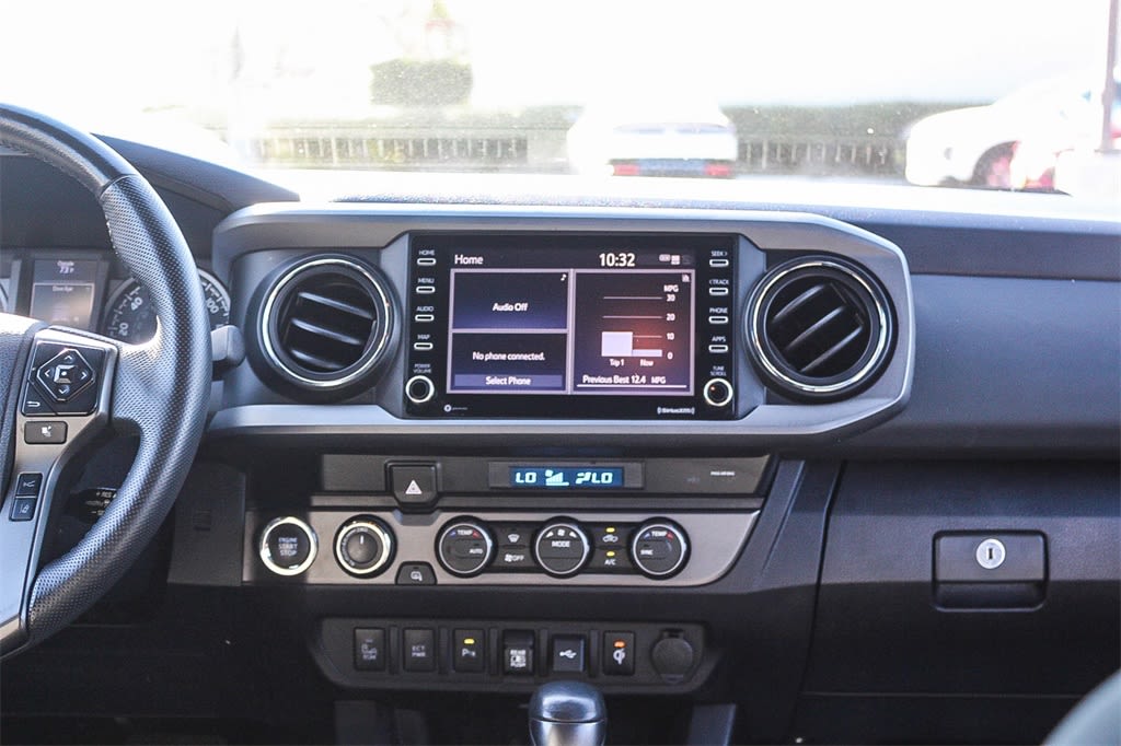 Thumbnail: 2021 Toyota Tacoma - 14