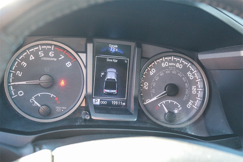 Thumbnail: 2021 Toyota Tacoma - 16