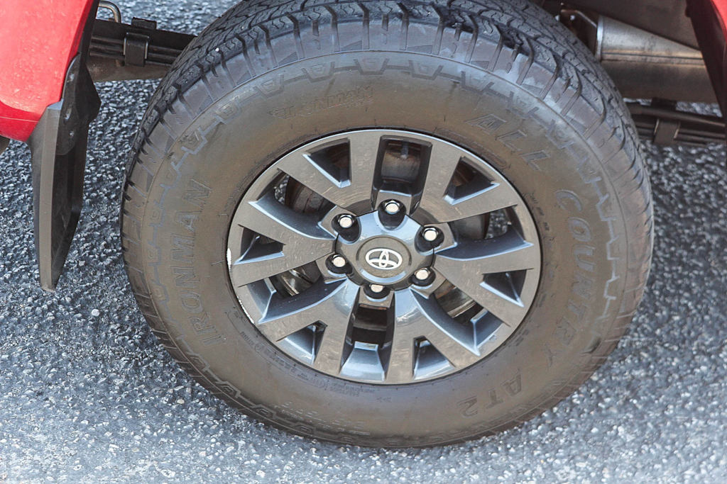Thumbnail: 2021 Toyota Tacoma - 7