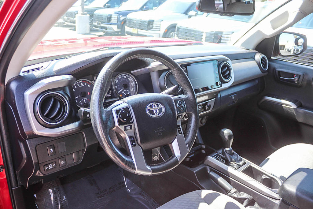 Thumbnail: 2021 Toyota Tacoma - 13