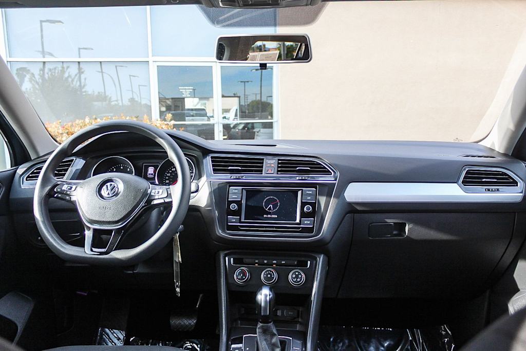 Thumbnail: 2019 Volkswagen Tiguan - 2