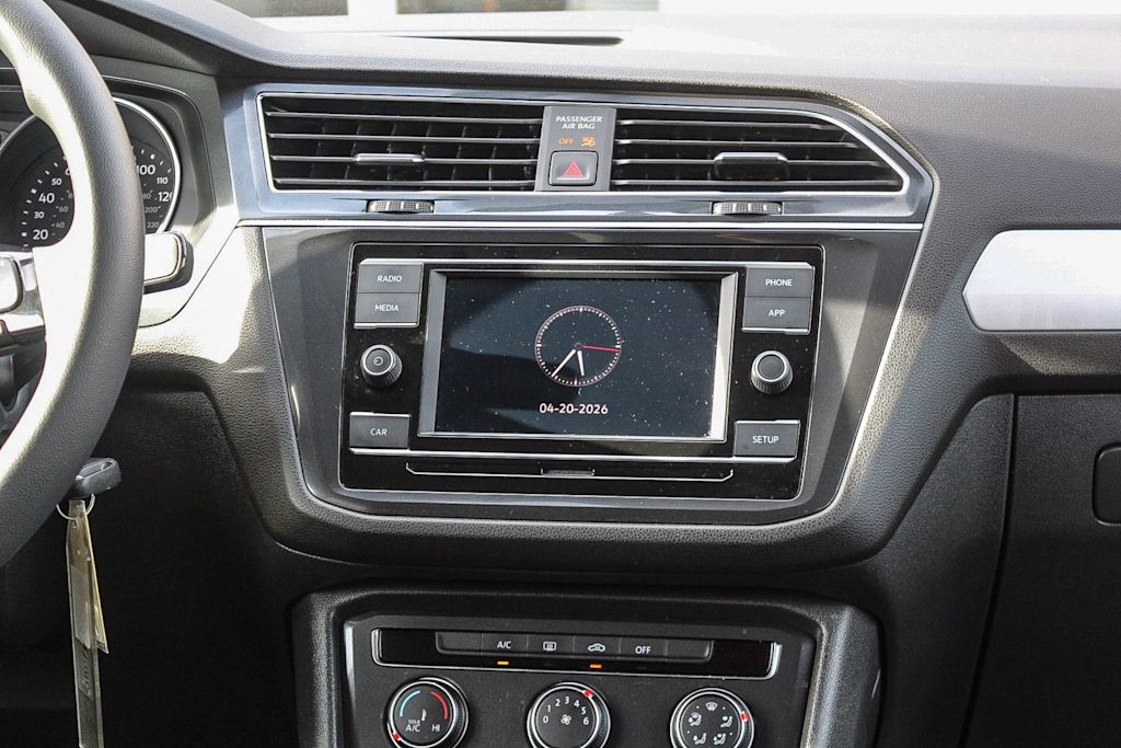 Thumbnail: 2019 Volkswagen Tiguan - 25