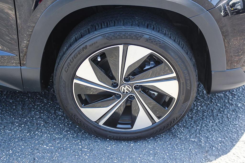 Thumbnail: 2023 Volkswagen Taos - 16