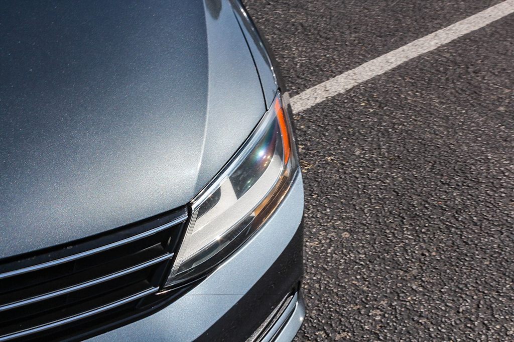 Thumbnail: 2015 Volkswagen Jetta - 22