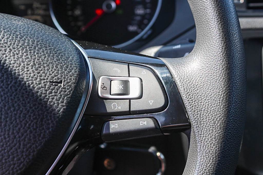 Thumbnail: 2015 Volkswagen Jetta - 29