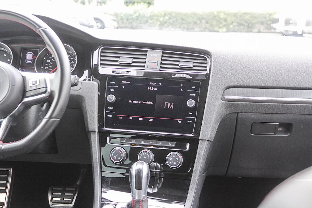 Thumbnail: 2019 Volkswagen Golf - 5