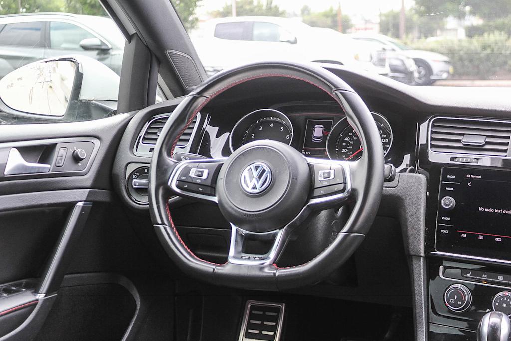 Thumbnail: 2019 Volkswagen Golf - 8
