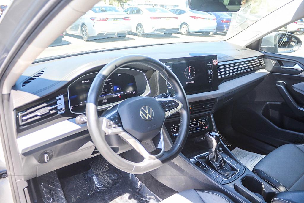 Thumbnail: 2025 Volkswagen Jetta - 26