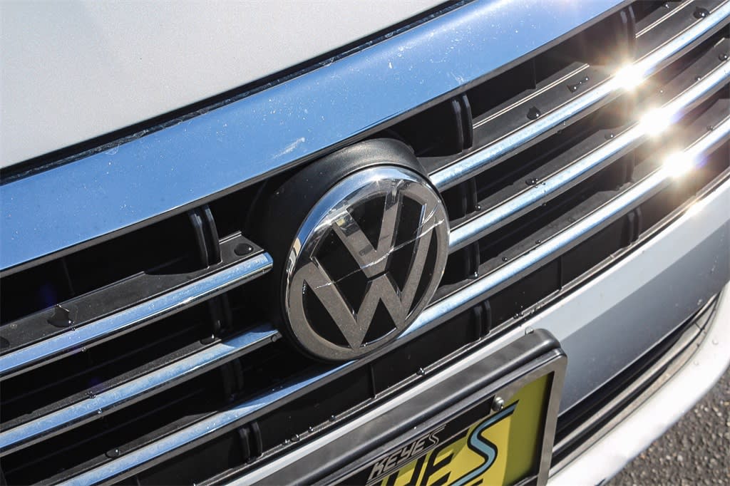 Thumbnail: 2019 Volkswagen Jetta - 22