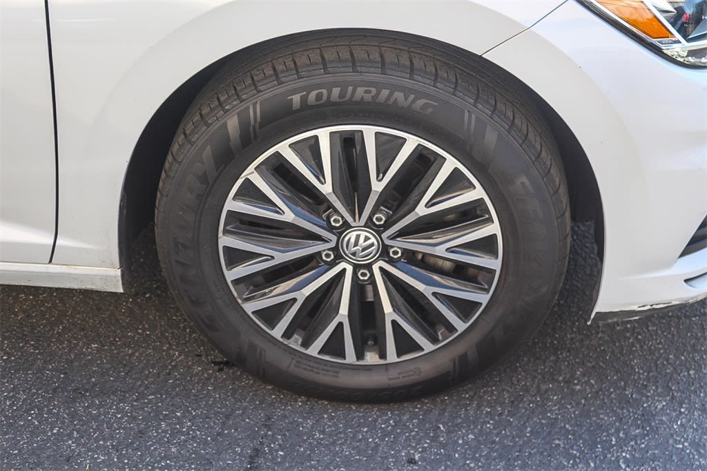 Thumbnail: 2019 Volkswagen Jetta - 20