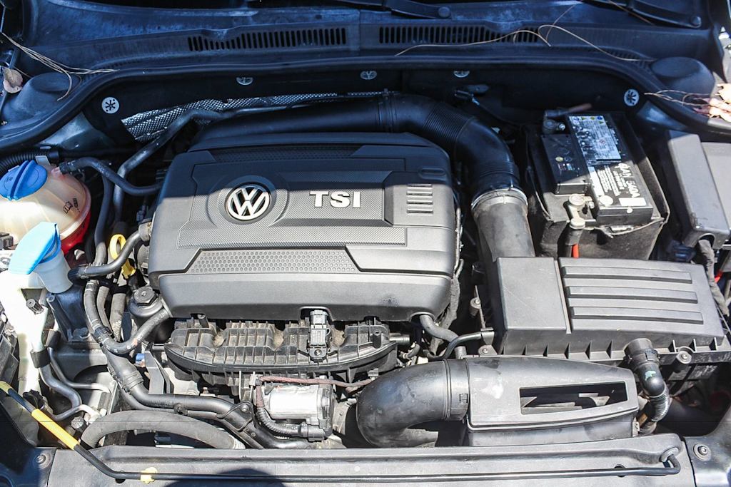 Thumbnail: 2016 Volkswagen Jetta - 8