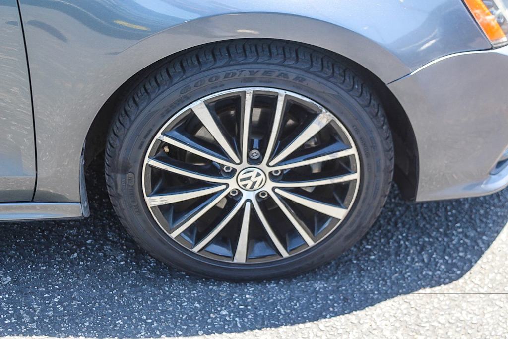 Thumbnail: 2016 Volkswagen Jetta - 20