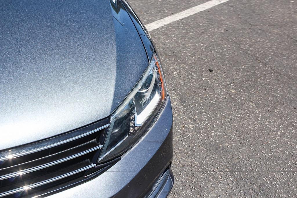 Thumbnail: 2016 Volkswagen Jetta - 21