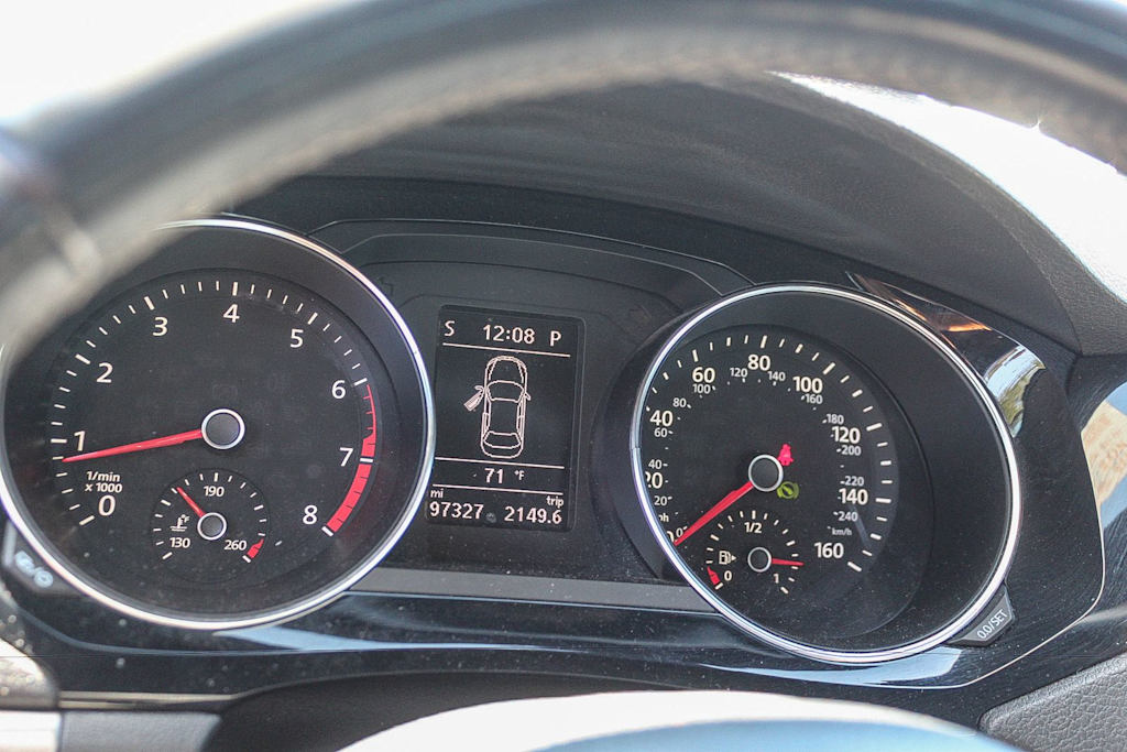 Thumbnail: 2016 Volkswagen Jetta - 16