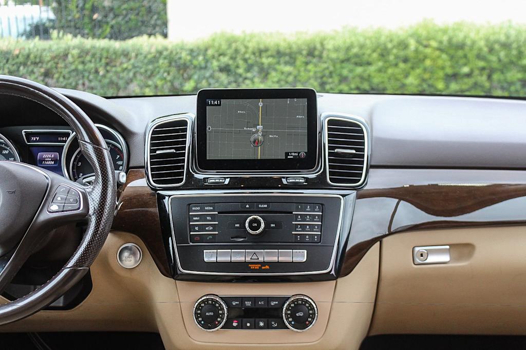 Thumbnail: 2016 Mercedes-Benz GLE - 8
