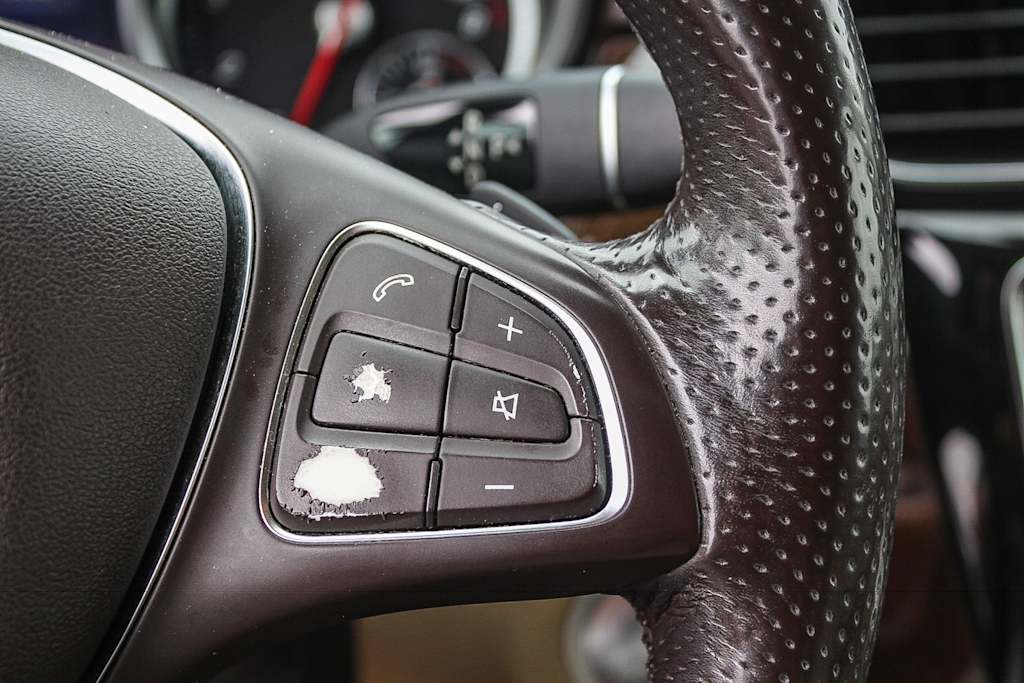 Thumbnail: 2016 Mercedes-Benz GLE - 28