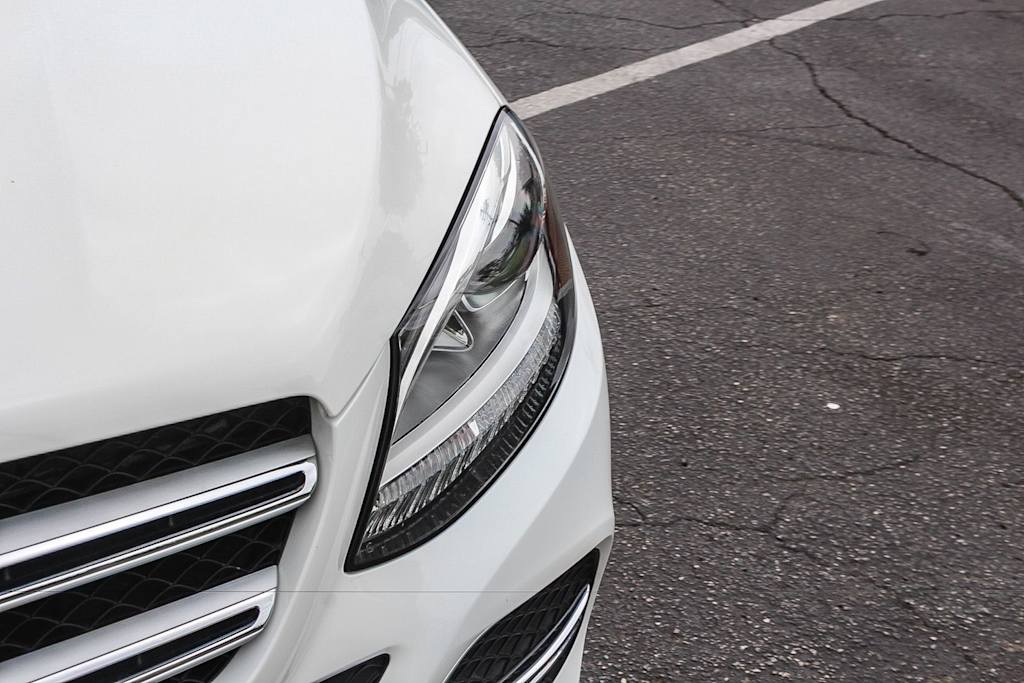 Thumbnail: 2016 Mercedes-Benz GLE - 21