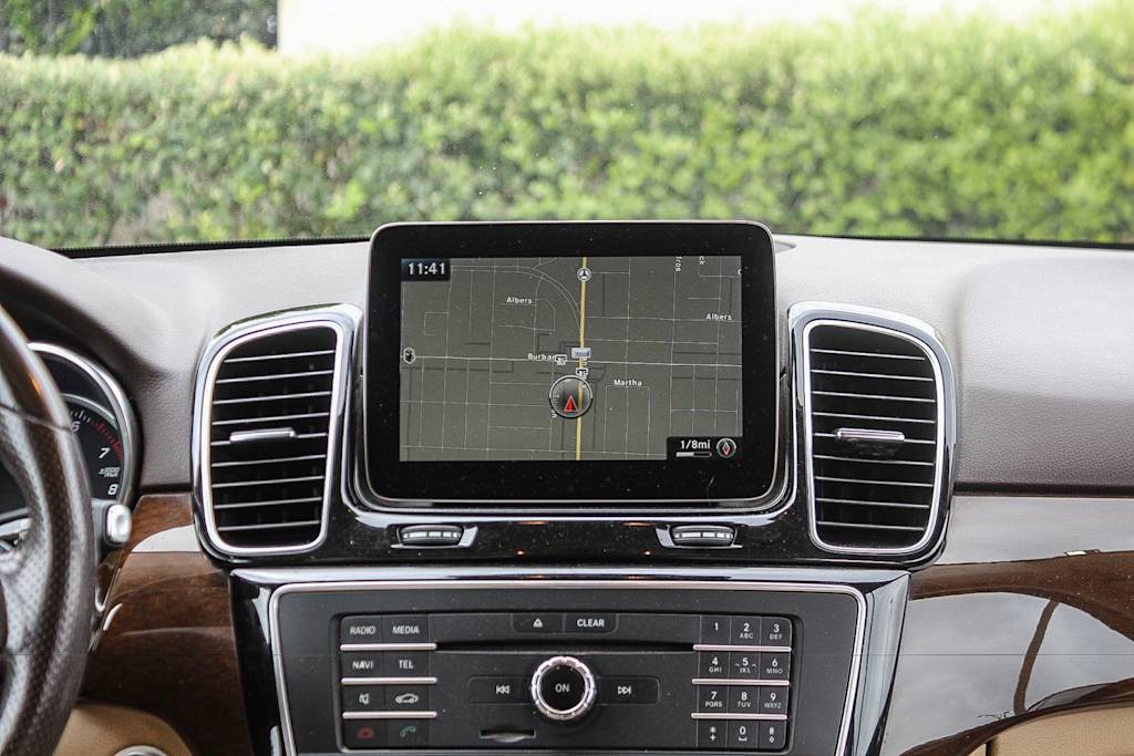 Thumbnail: 2016 Mercedes-Benz GLE - 13