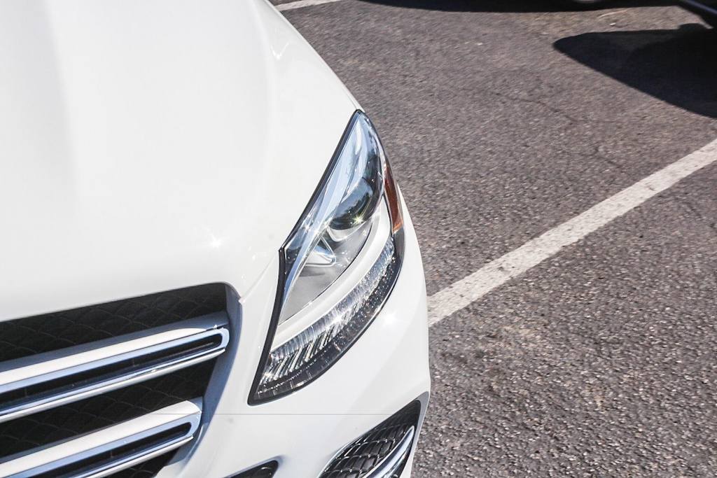 Thumbnail: 2016 Mercedes-Benz GLE - 6