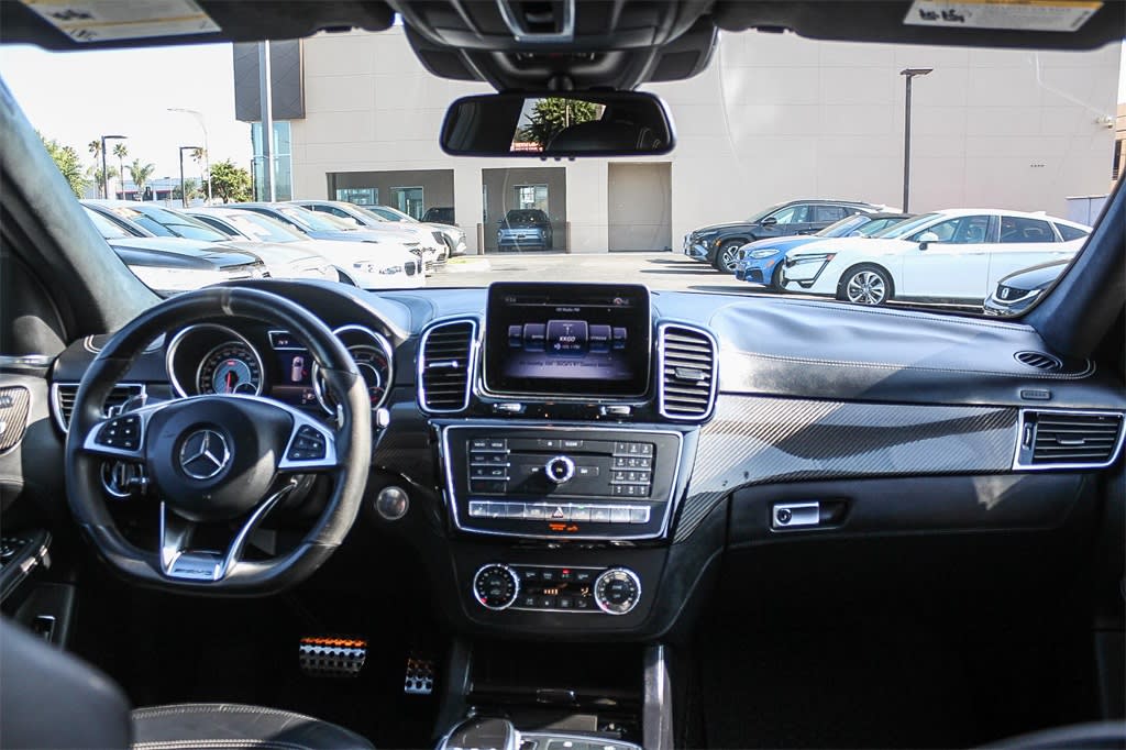 Thumbnail: 2018 Mercedes-Benz GLE - 2