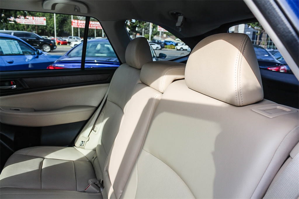 Thumbnail: 2016 Subaru Outback - 10