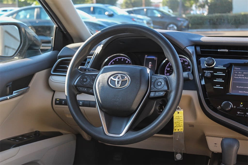 Thumbnail: 2019 Toyota Camry - 12