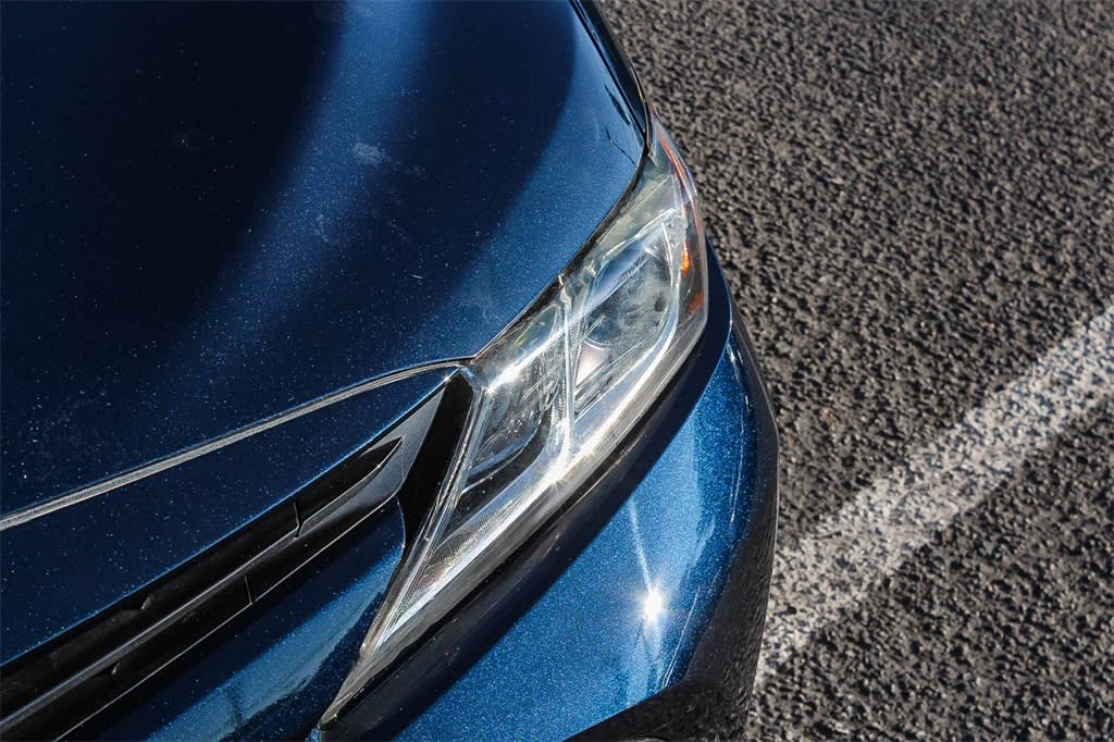 Thumbnail: 2019 Toyota Camry - 6