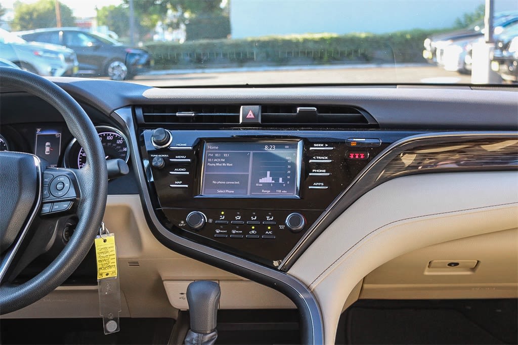 Thumbnail: 2019 Toyota Camry - 9