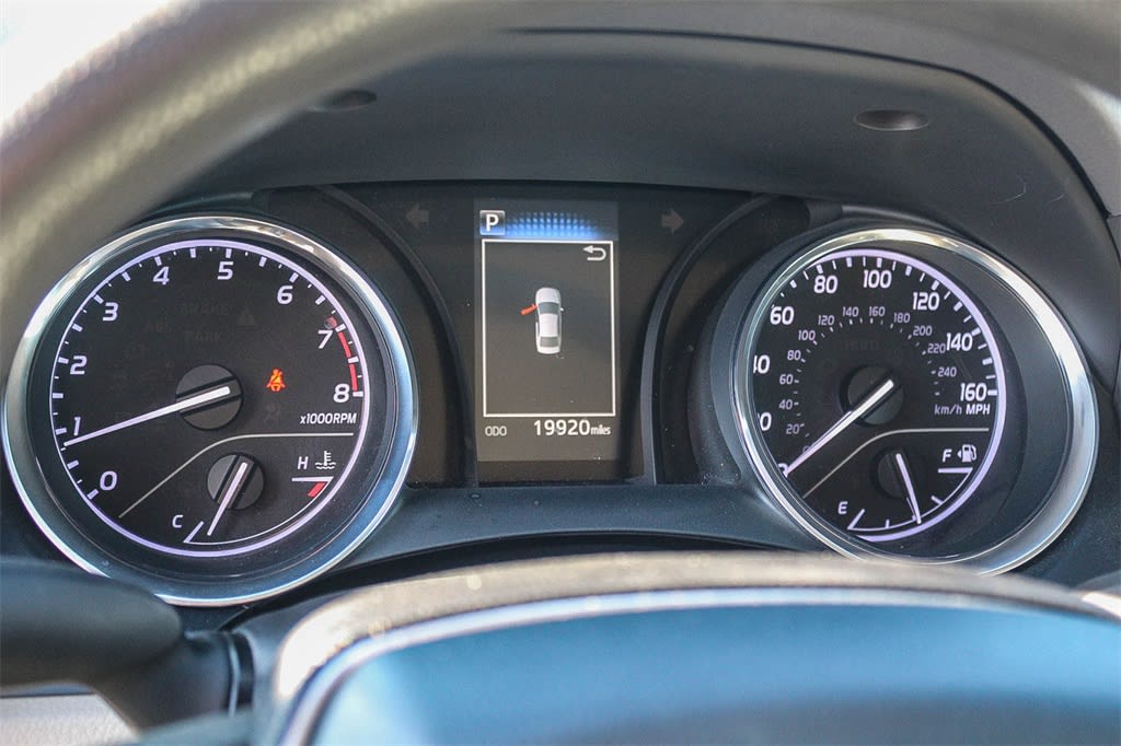 Thumbnail: 2019 Toyota Camry - 16