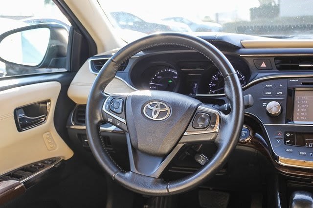 2015 Toyota Avalon Touring 9