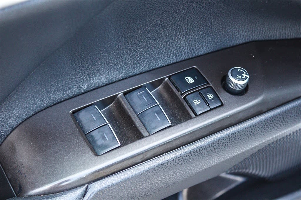 2023 Toyota Camry XSE 24