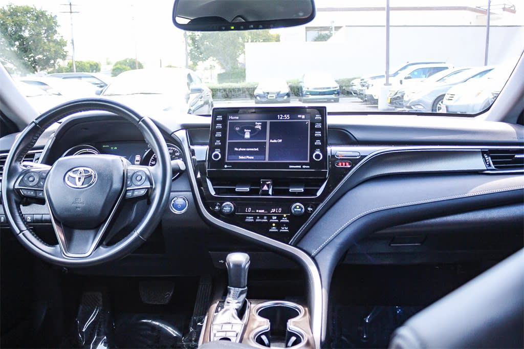 2023 Toyota Camry XSE 2