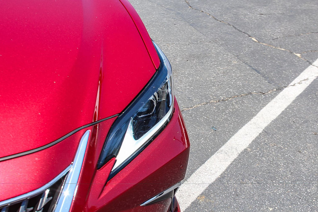 Thumbnail: 2025 Lexus ES - 21