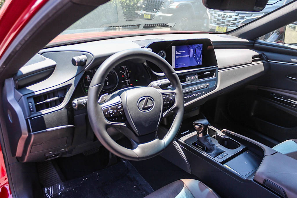 Thumbnail: 2025 Lexus ES - 11