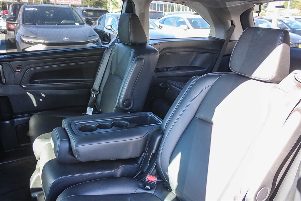 Thumbnail: 2022 Honda Odyssey - 11