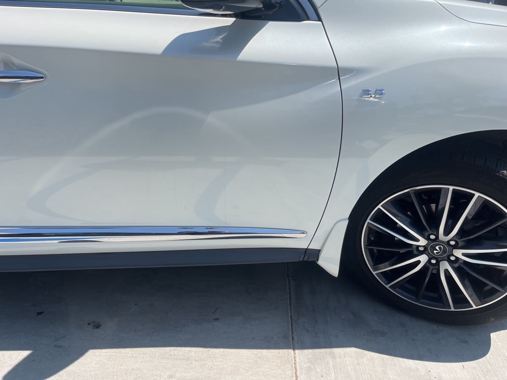 Thumbnail: 2016 INFINITI QX60 - 31
