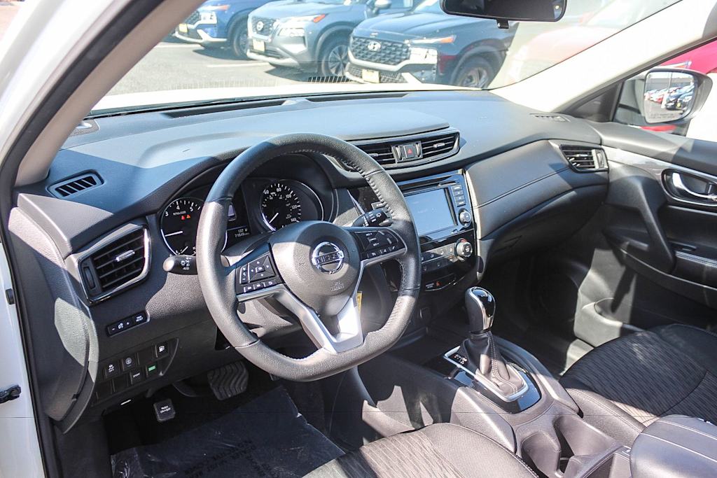 Thumbnail: 2019 Nissan Rogue - 24
