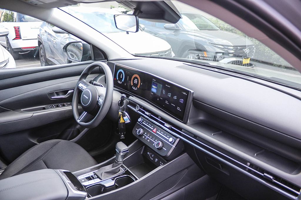 Thumbnail: 2026 Hyundai Tucson - 12