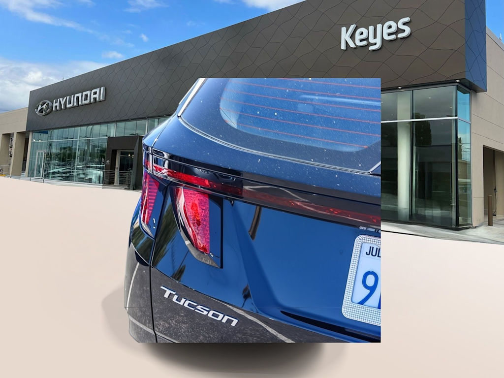 Thumbnail: 2023 Hyundai Tucson - 17